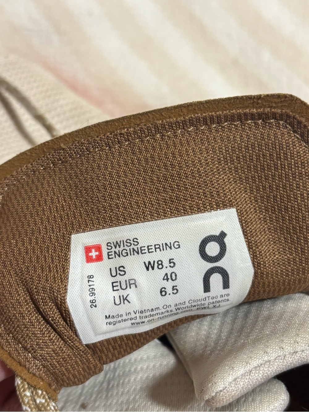 On Running Women’s Sneakers Cloudnova “Beige Orange” size 8 - Picture 7 of 7
